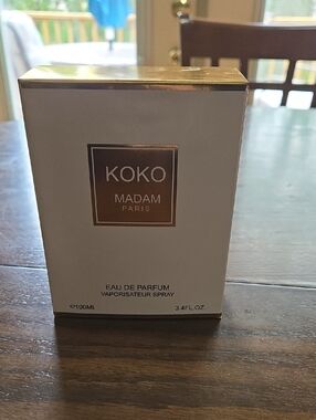 KOKO Madam Paris Eau de Parfum - White & Gold Box